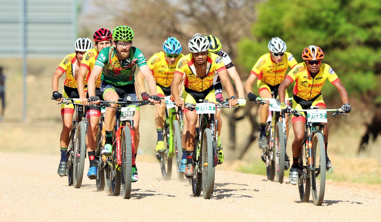 400km Through the Namib - Desert Dash